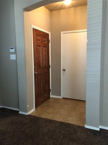 Foto del edificio - 8616 Meredith Ln