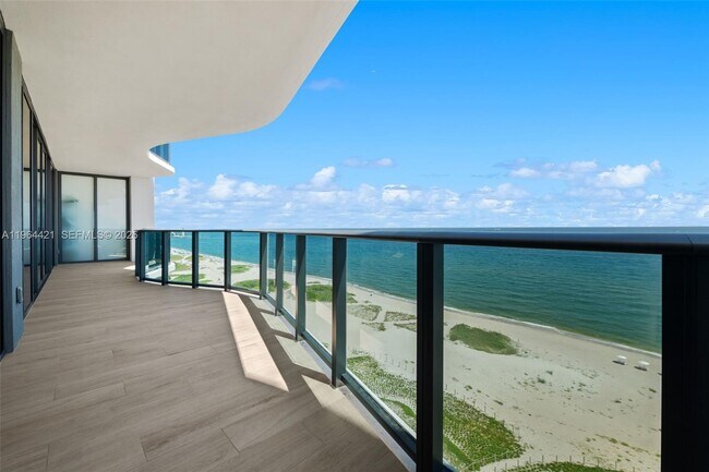 Building Photo - 900 N Ocean Blvd