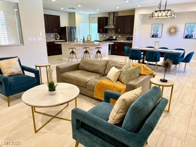 Foto del edificio - 2365 Florindo Walk