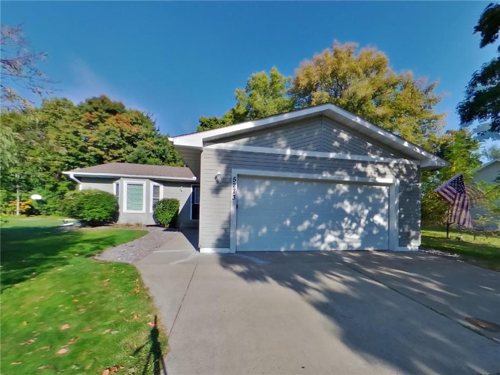 Foto principal - 5273 Lannon Ave NE