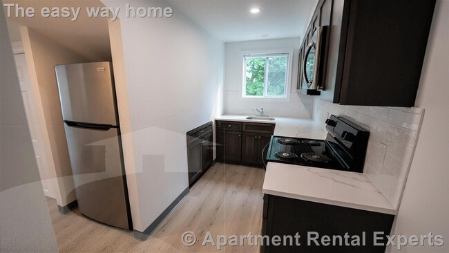Building Photo - 301-303 Boston Ave Unit #3
