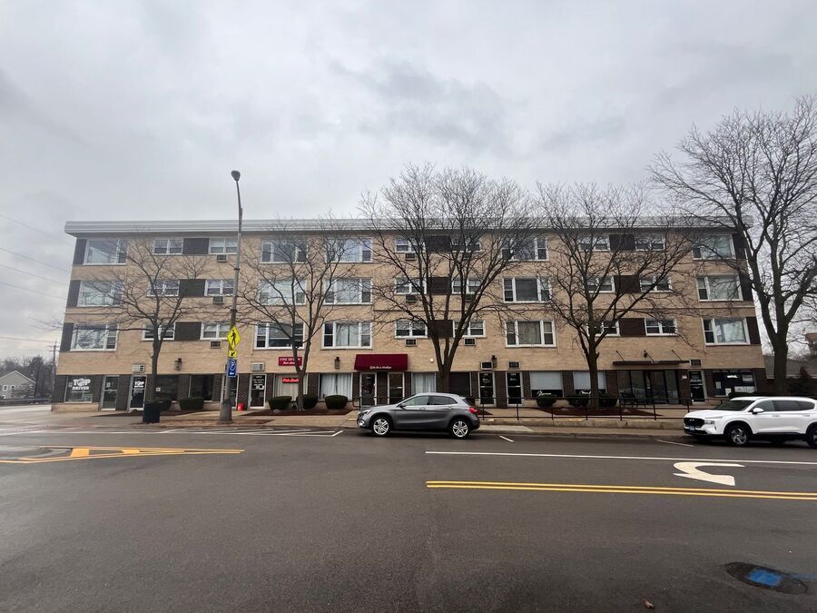 Primary Photo - 5107 Washington St