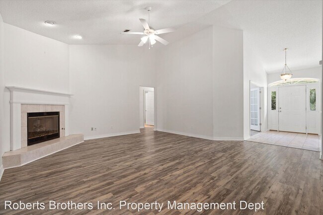 Foto del edificio - 3 br, 2 bath House - 253 Westley Street