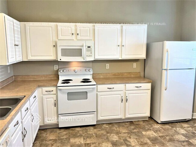 Foto del edificio - 6239 Day Lilly Ln