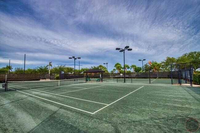 Foto del edificio - Annual Unfurnished - Sarasota National Golf Club – with resort like amenities!