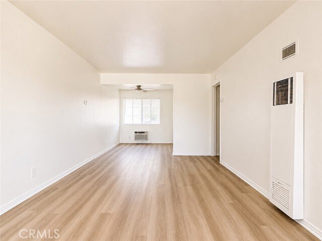 Foto del edificio - 248 E Navilla Pl