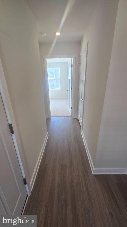 Foto del edificio - 66 Trotting Rd