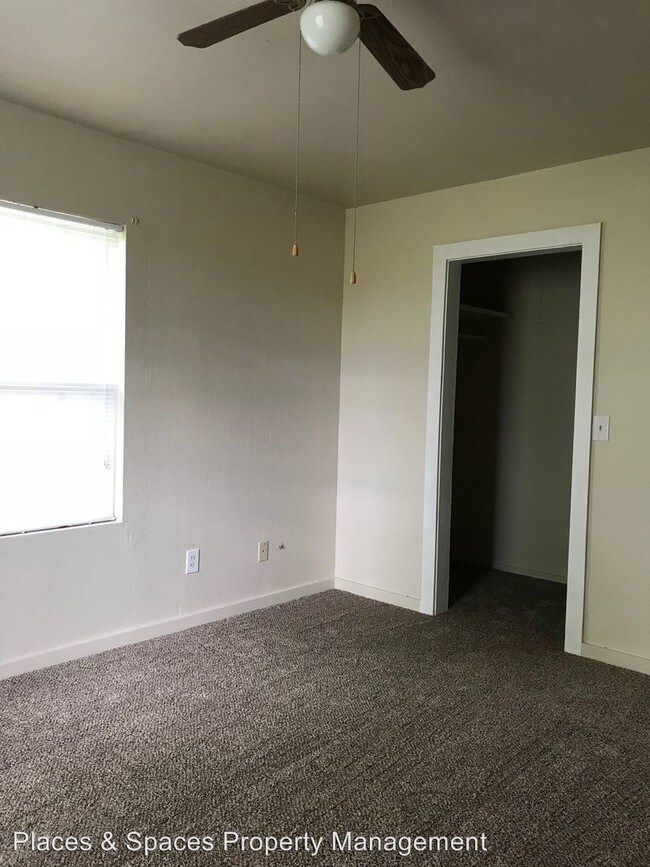 Building Photo - 2 br, 1 bath House - 6917 Airport Road