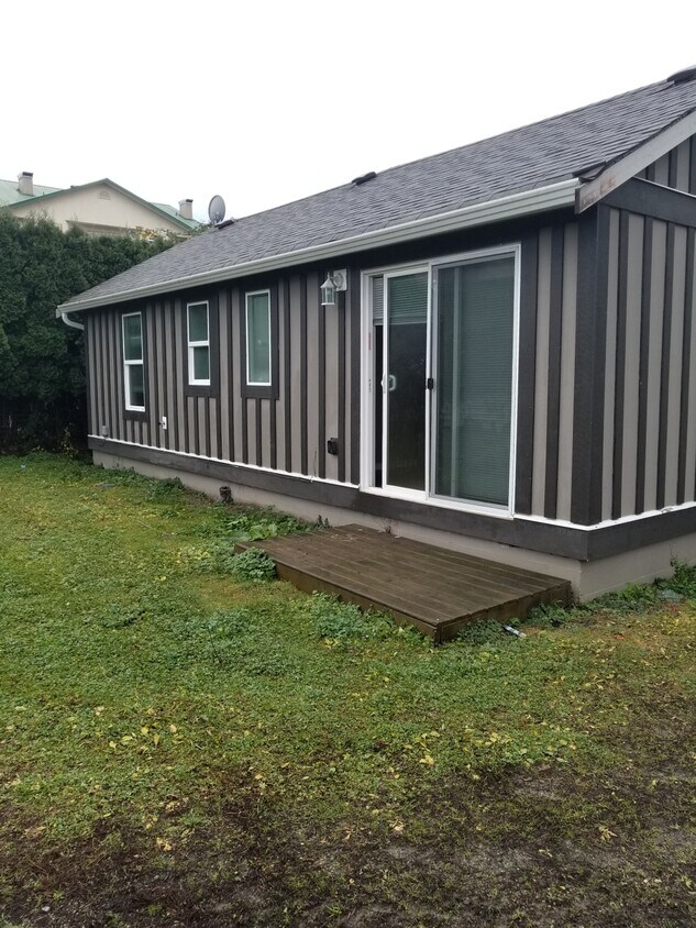 Photo principale - 46745 Yale Rd