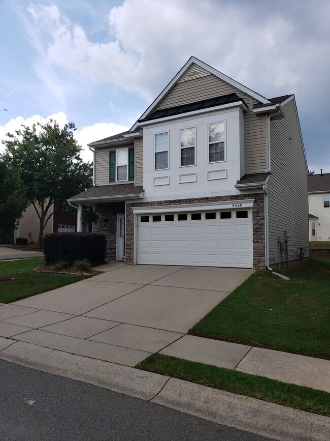 Foto del edificio - Beautiful home in Ballantyne