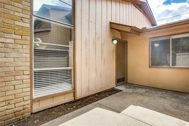 Foto del edificio - 5820 Harvest Hill Rd