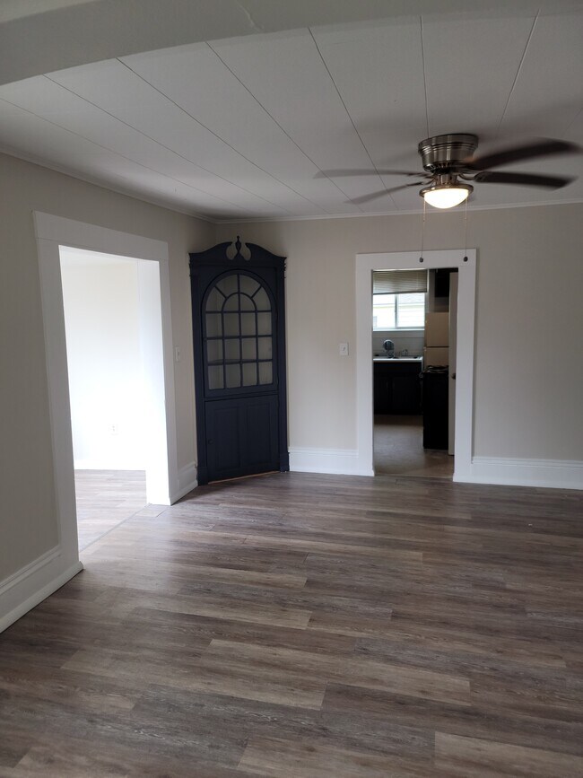 410 Ramsdell St, Manistee, MI 49660 House Rental in Manistee, MI