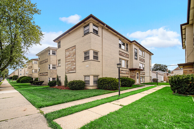 7414 N Harlem Ave Unit 3, Chicago, IL 60631 - Condo for Rent in Chicago ...