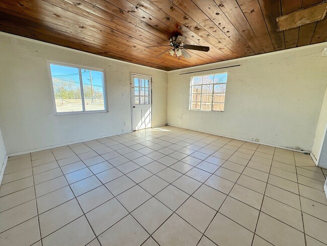 Foto del edificio - 8506 Winchester Rd
