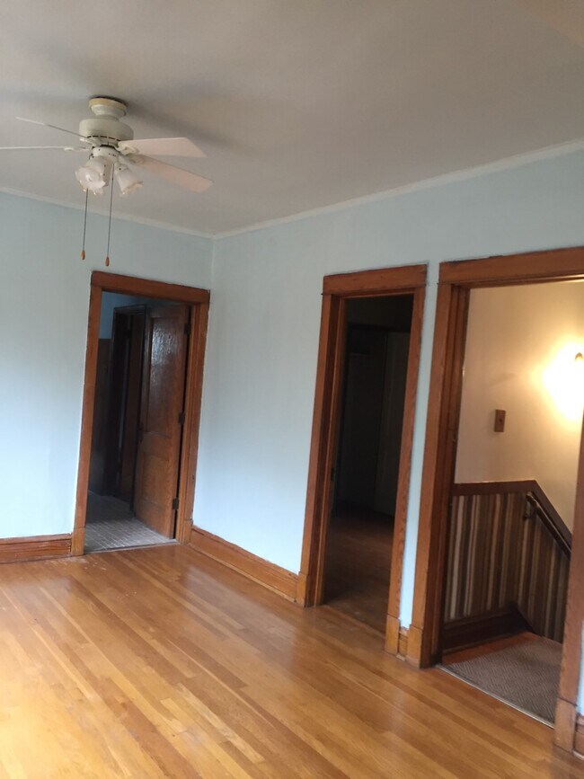 Building Photo - 4040 N Francisco Ave