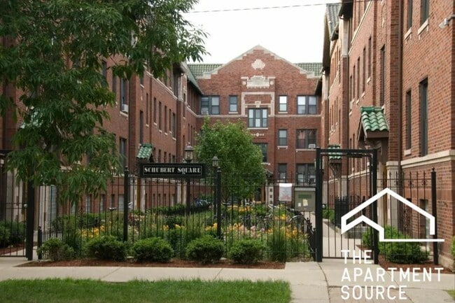 Building Photo - 3312 W Schubert Ave