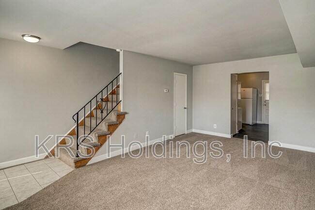 Foto del edificio - 5244 Goolsby Ct