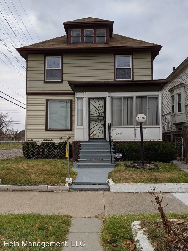 Primary Photo - 4 br, 1 bath House - 2576 Sheridan