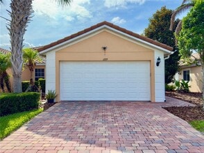 Building Photo - 12215 Pescara Ln