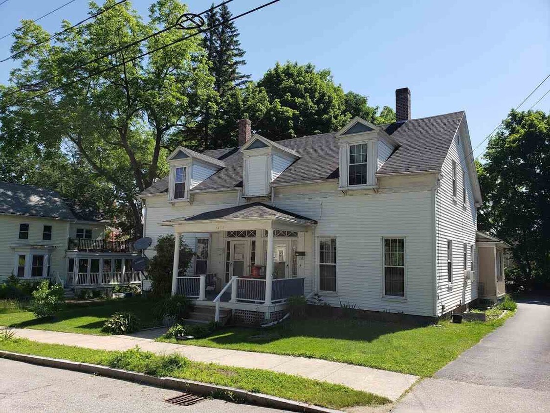 46 Atkinson St, Dover, NH 03820 Townhouse for Rent in Dover, NH