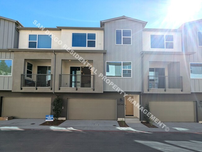 Building Photo - Beautiful and Brand New Carmel Mountain Ra...