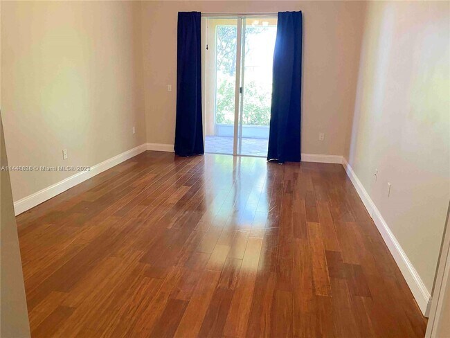 Building Photo - 2955 Dunwoodie Pl