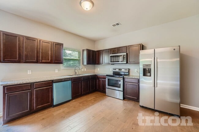 Building Photo - 3983 Sitka Dr