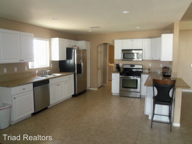 Foto del edificio - 7018 El Sol Ave