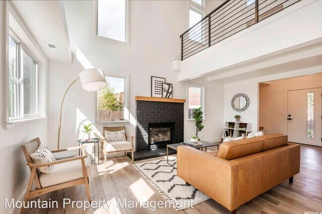 Foto del edificio - 3 br, 2.5 bath House - 2317 Calumet Circle