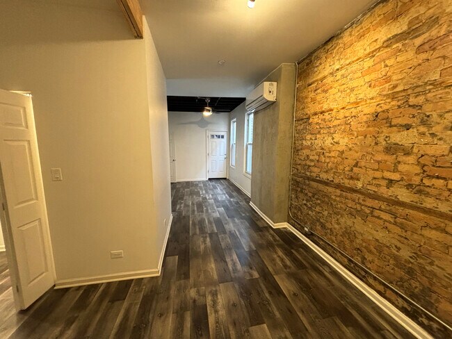 Foto del edificio - 2635 S Princeton Ave