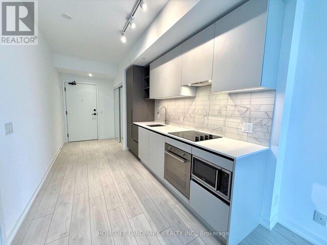 Photo du bâtiment - 55-4355 Mercer St