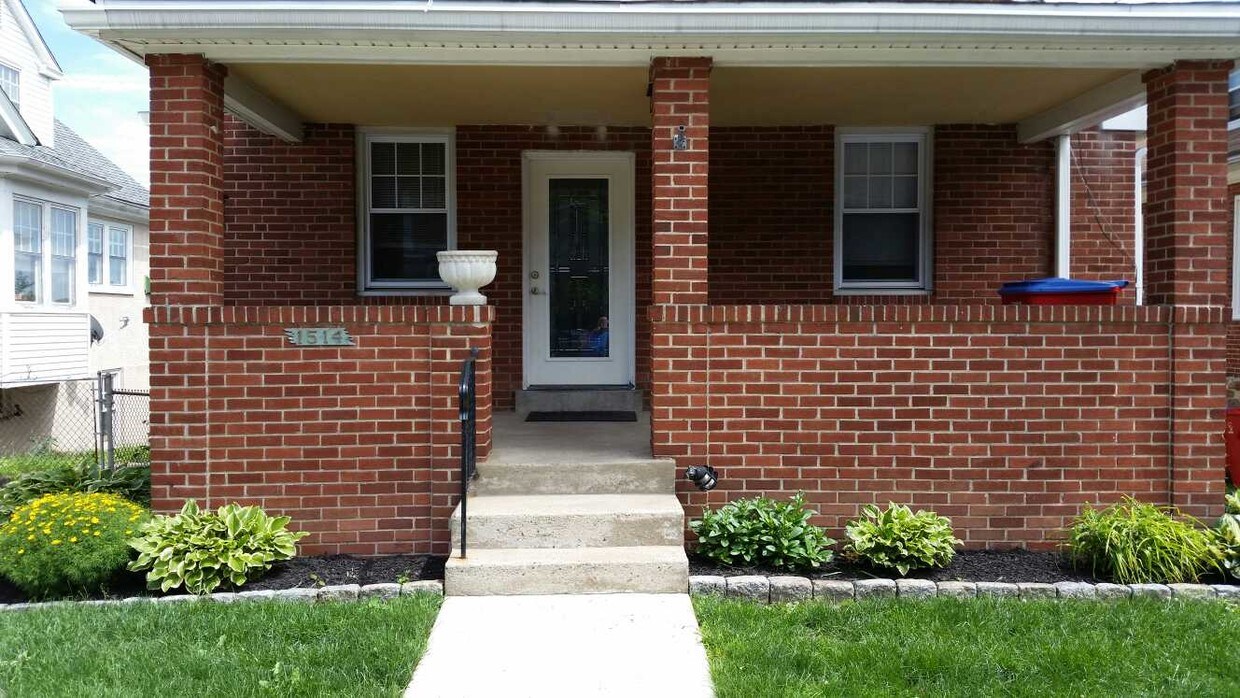Primary Photo - 1514 Arch St