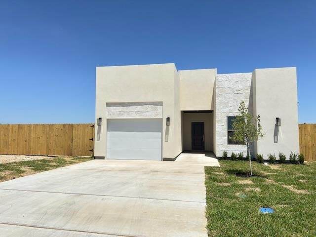 Primary Photo - 6702 El Freno Ln