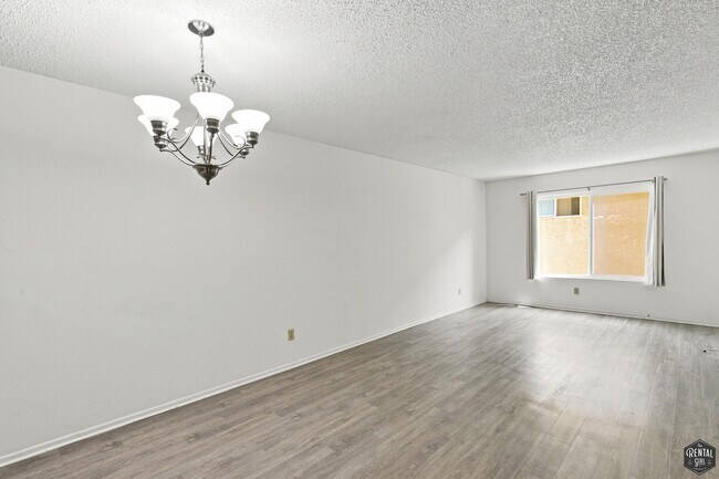 Foto del edificio - 3600 Bagley Ave