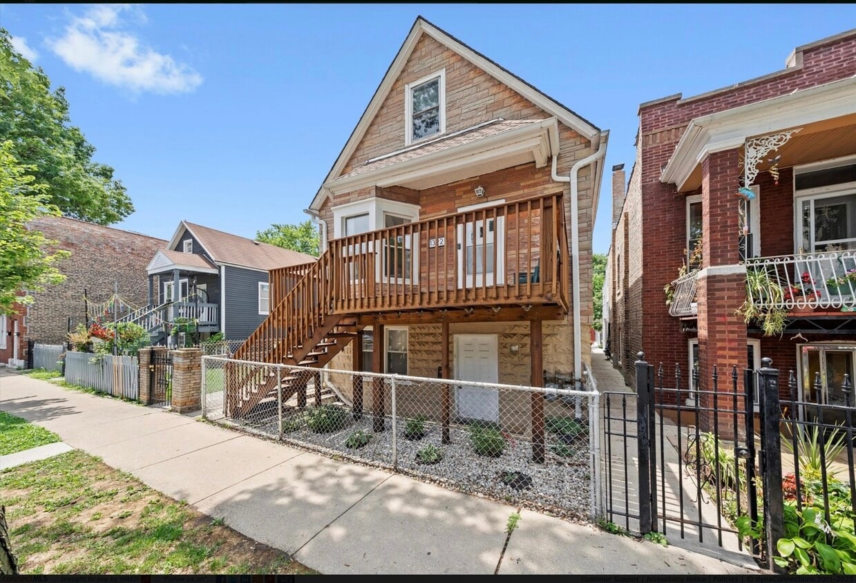 Primary Photo - 1322 S 51st Ave