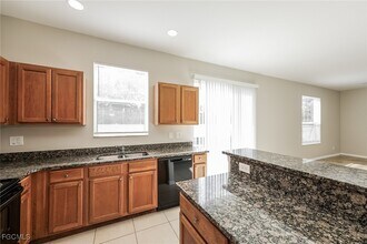 Building Photo - 630 Creuset Ave S