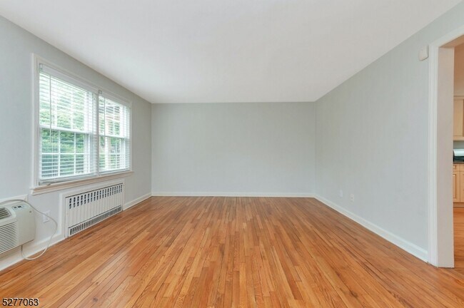 Foto del edificio - 380 Main St