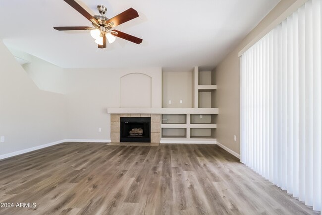 Building Photo - 6814 S 39th Dr