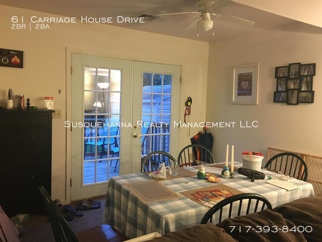 Building Photo - 61 Carriage House Dr