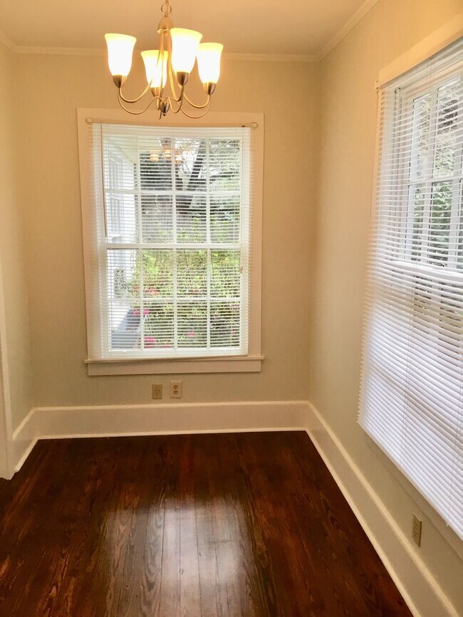Building Photo - UPCOMING LISTING - FAIRHOPE COTTAGE