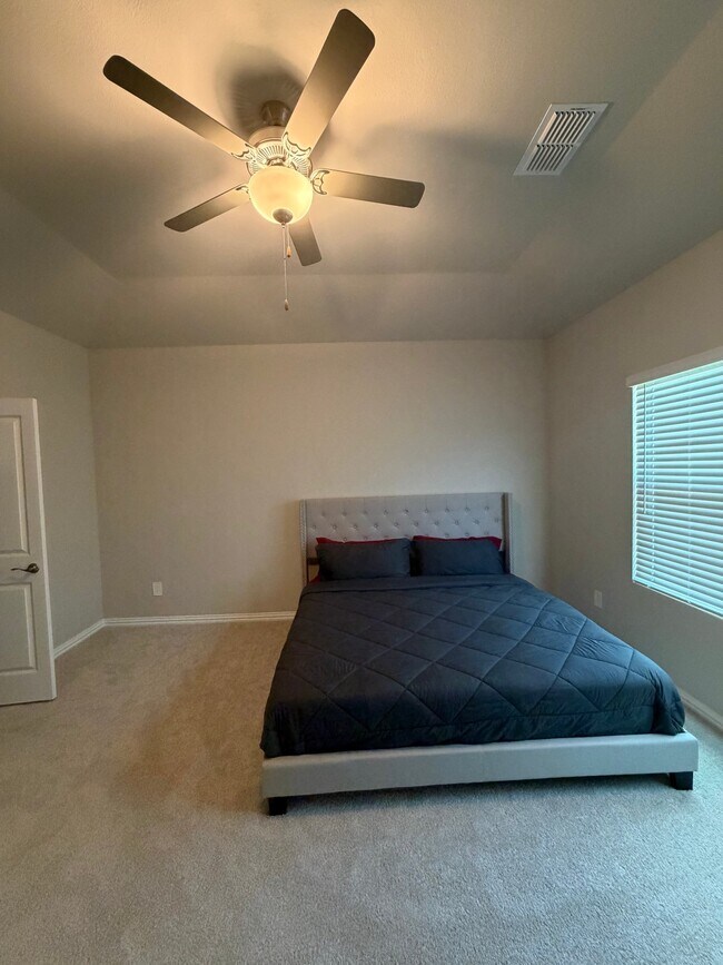 Foto del edificio - 3419 Copperwood Dr