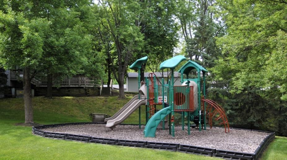 Surrey Gardens Apartments Apartments 3415 Federal Dr Eagan, MN