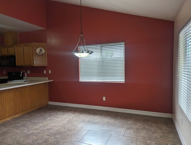 Building Photo - 5220 San Martin Dr. - House