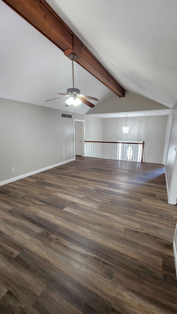 Foto del edificio - Lake Sherwood Executive 4BR, 3BTH home in Washburn Rural Schools!