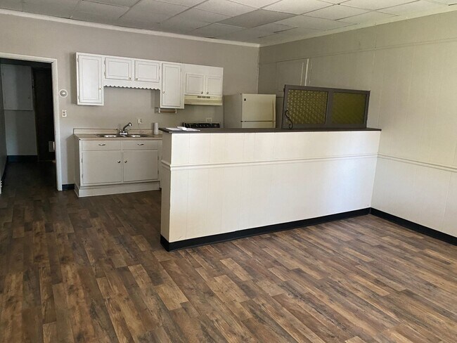 Foto del edificio - 637 E Wheeling St