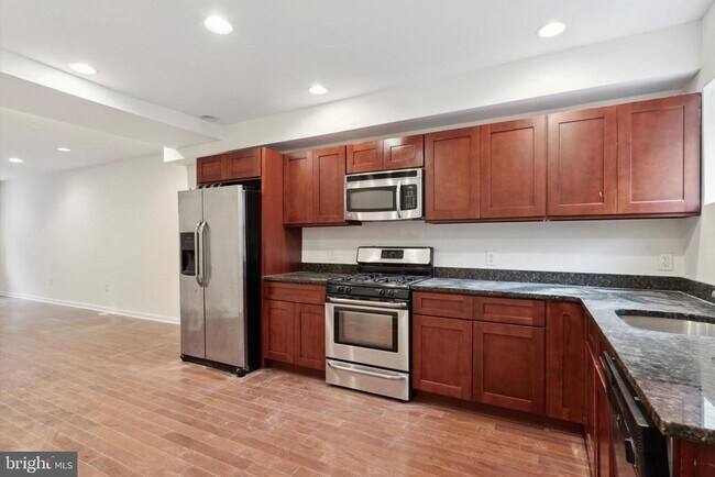 Foto del edificio - 2245 Sears St