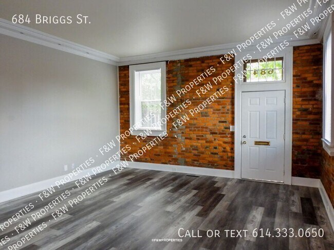 Foto del edificio - 684 Briggs St