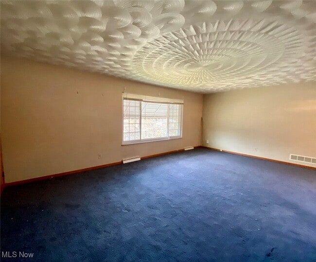 Building Photo - 1859 Cromwell Dr