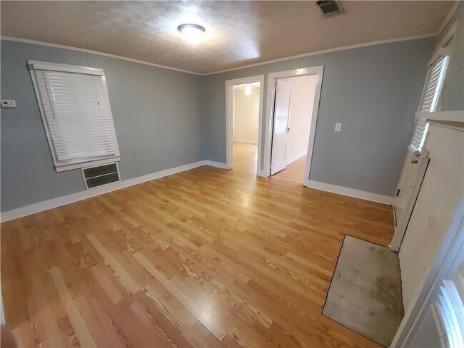 Building Photo - 1019 Braselton Hwy