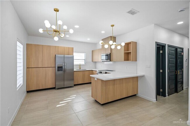 Foto del edificio - 16 West Dr